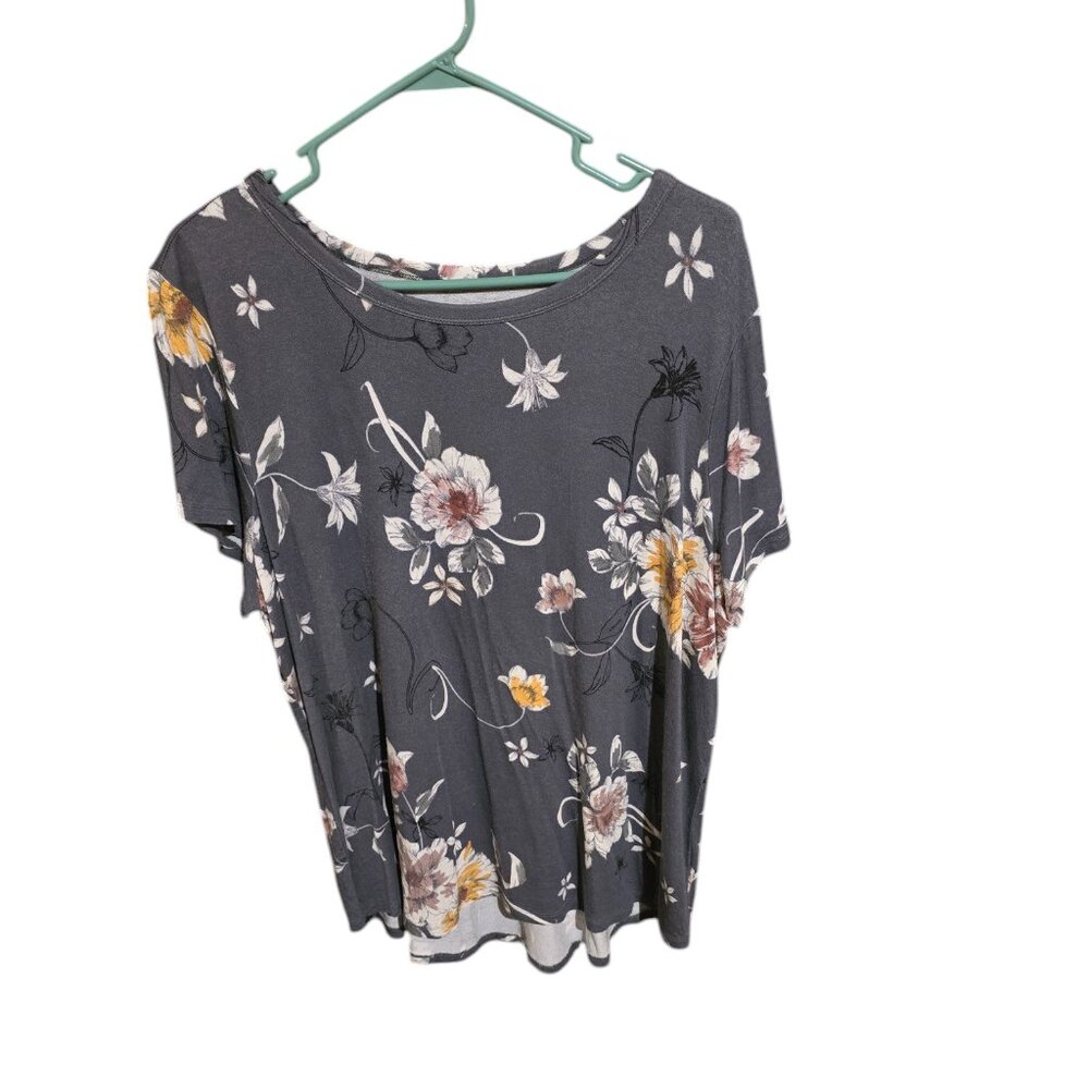 24/7 Gray Floral Hi Low Top Size 1